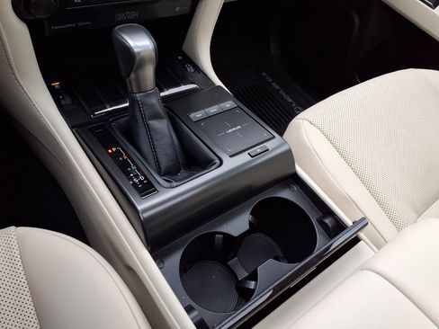 Used 2023 Lexus GX 460 Premium image 26