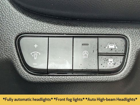 Used 2023 Kia Seltos EX image 12