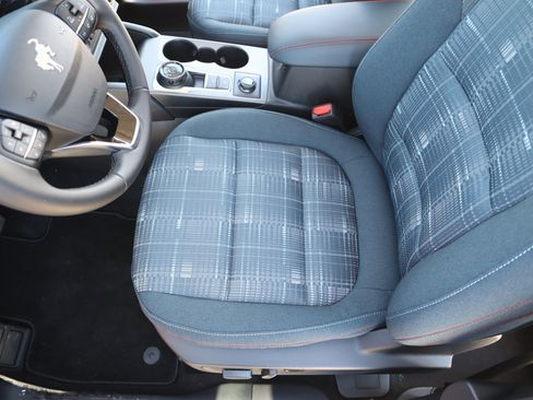 New 2025 Ford Bronco Sport Heritage w/ Convenience Package image 10