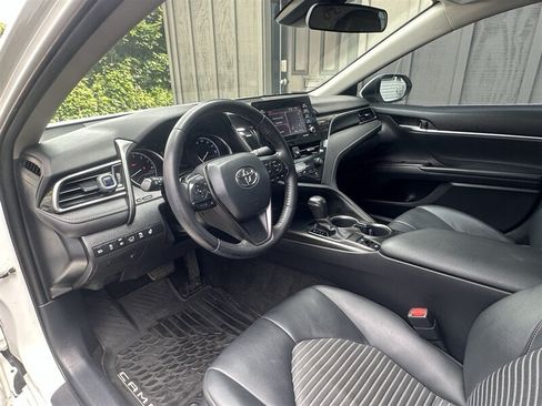 Used 2021 Toyota Camry SE w/ Cold Weather Package AWD/4WD image 15