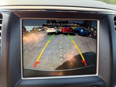 Used 2015 Jeep Grand Cherokee Limited w/ Trailer Tow Group IV AWD/4WD image 41
