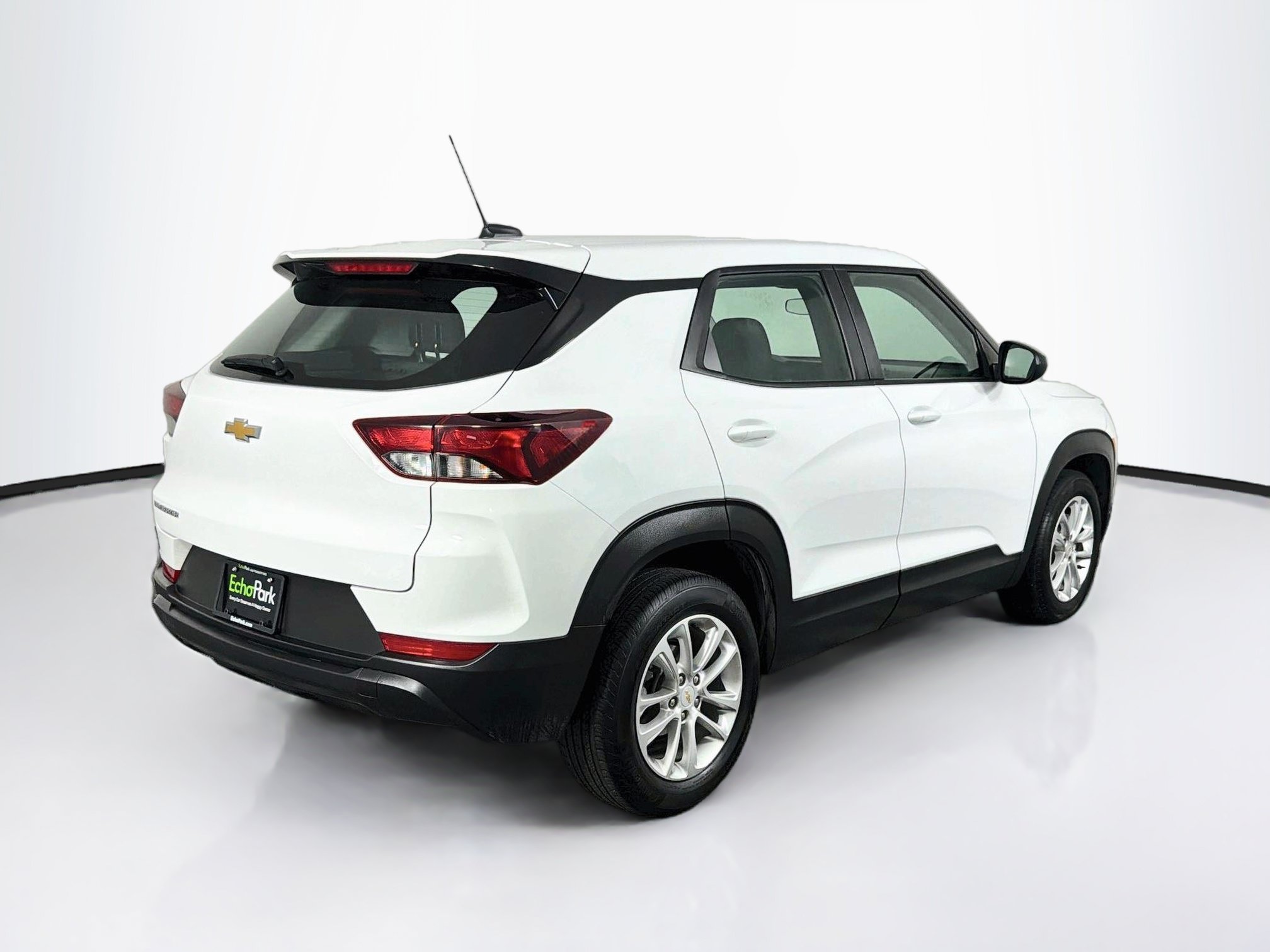 Used 2024 Chevrolet TrailBlazer LS FWD image 9