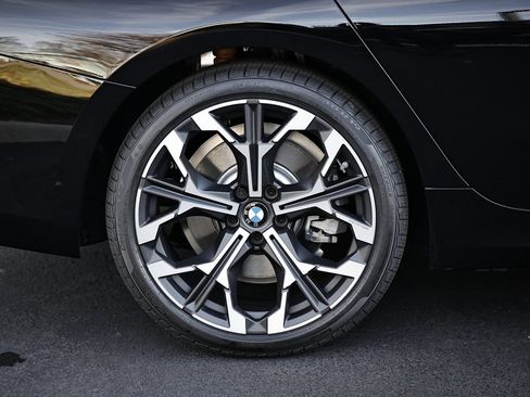 New 2026 BMW 330i Sedan w/ Premium Package image 6