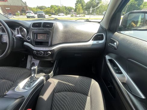 Used 2013 Dodge Journey SXT w/ Comfort/Convenience Group AWD/4WD image 11