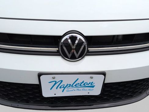 Used 2025 Volkswagen Jetta Sport FWD image 11