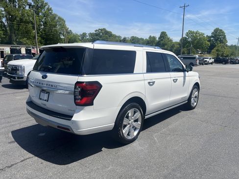 Used 2023 Ford Expedition Max Platinum AWD/4WD image 6