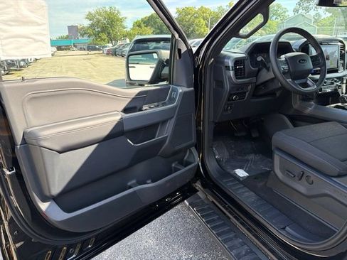 New 2026 Ford F150 XLT w/ Equipment Group 302A MID AWD/4WD image 10
