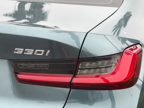 Used 2021 BMW 330i Sedan w/ Convenience Package image 12
