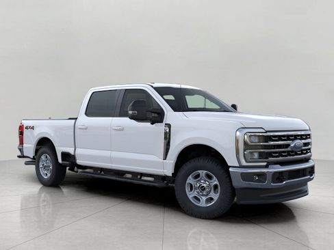 New 2026 Ford F250 XLT w/ XLT Premium Package AWD/4WD image 7