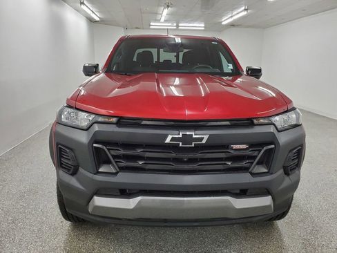 Used 2023 Chevrolet Colorado Trail Boss w/ Technology Package image 2