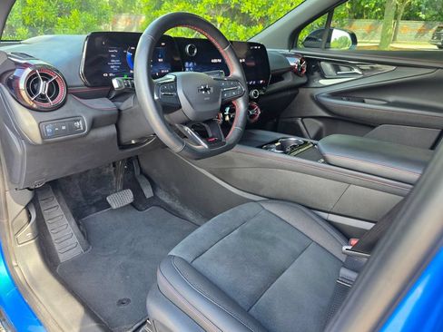 Used 2024 Chevrolet Blazer EV RS AWD/4WD image 11