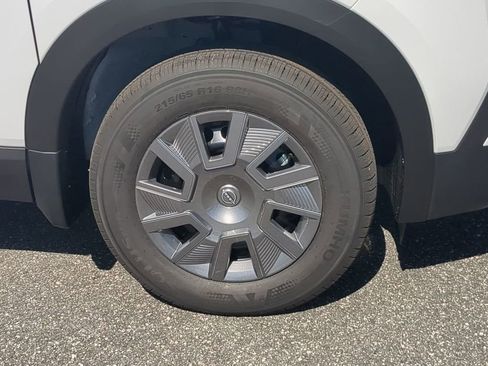 New 2026 Nissan Kicks S image 11