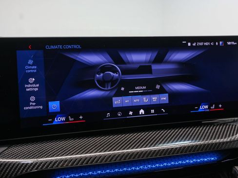 Used 2025 BMW M4 CS AWD/4WD image 76
