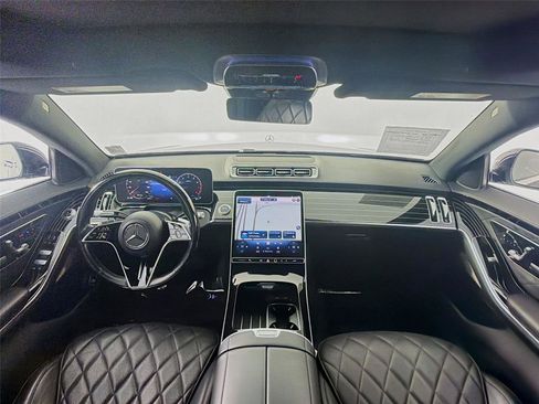 Used 2022 Mercedes-Benz S 580 4MATIC Sedan image 12