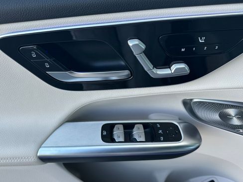 New 2026 Mercedes-Benz GLC 300 4MATIC image 11