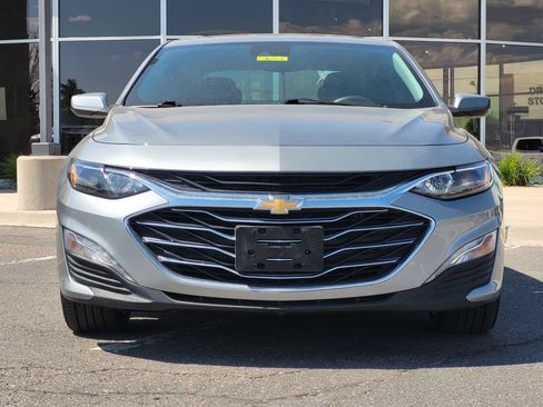 Used 2024 Chevrolet Malibu LT FWD image 3