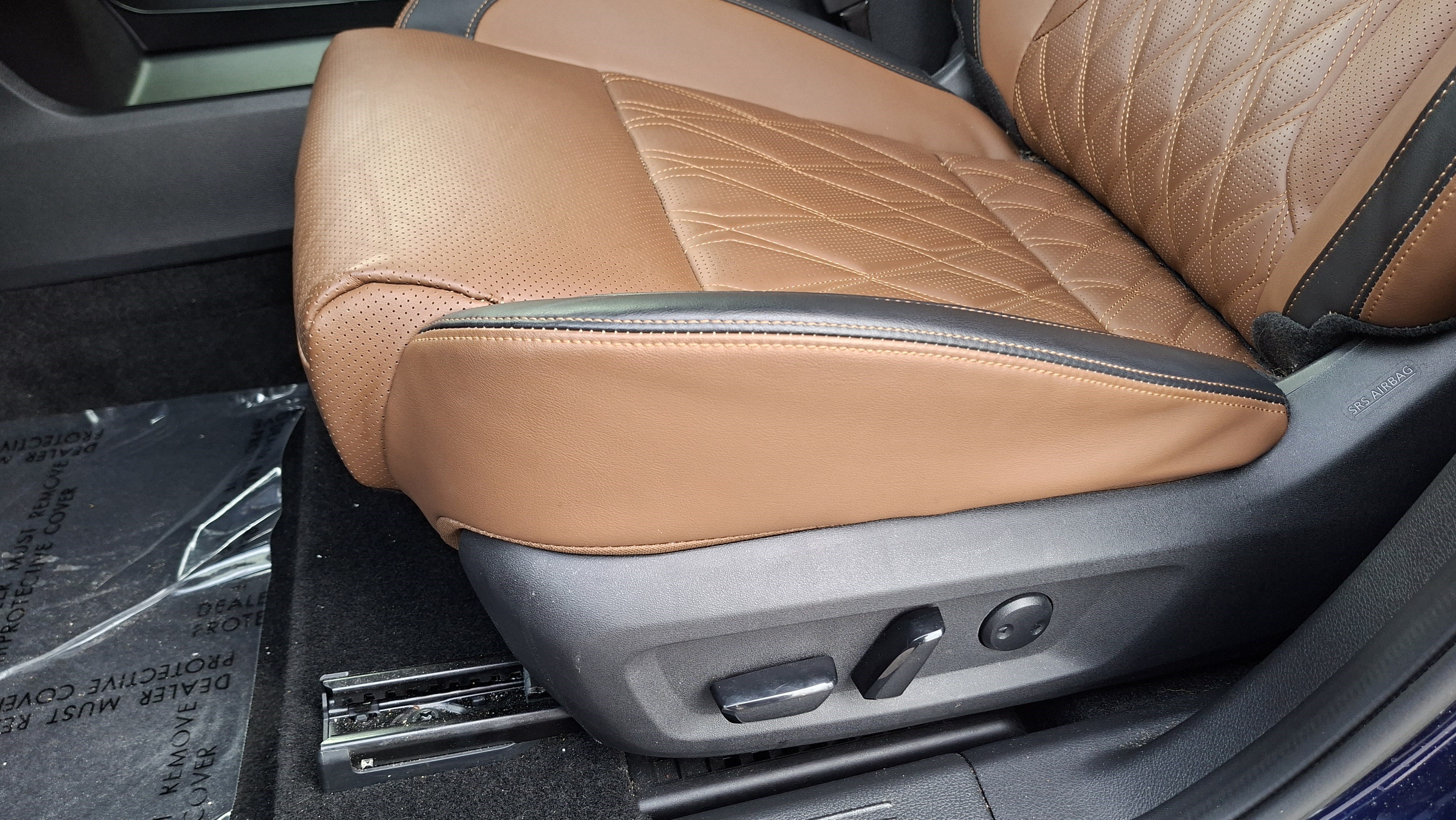 Certified 2025 Nissan Rogue Platinum w/ Tech Package FWD image 18