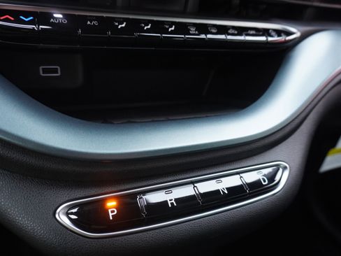 New 2025 FIAT 500 e image 21