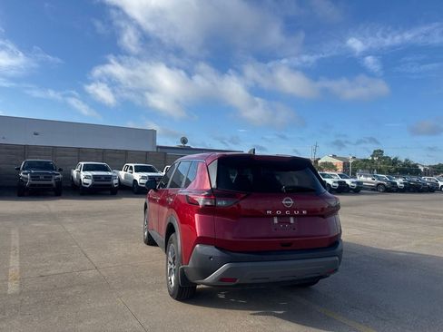 Certified 2023 Nissan Rogue S FWD image 15