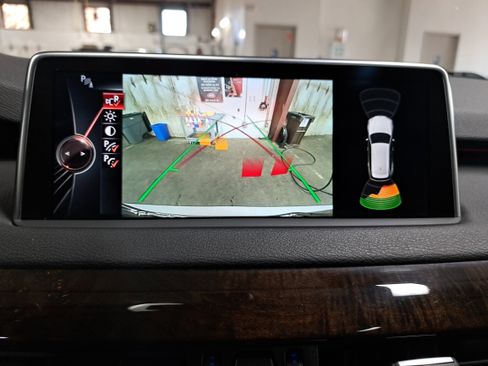 Used 2014 BMW X5 xDrive35d image 24