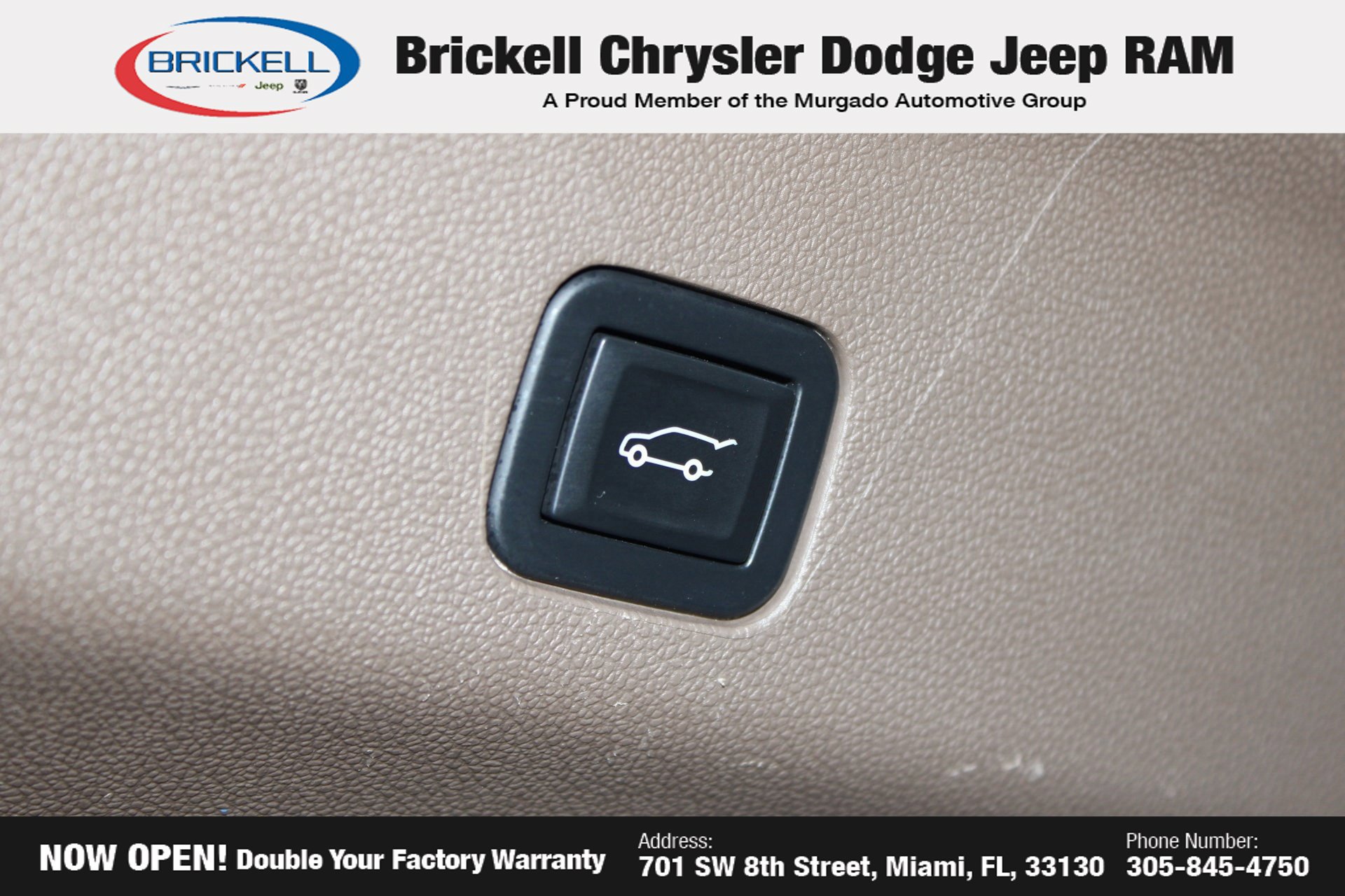 Used 2022 GMC Yukon Denali AWD/4WD image 12