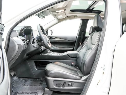 Used 2025 INFINITI QX60 Luxe AWD/4WD image 16