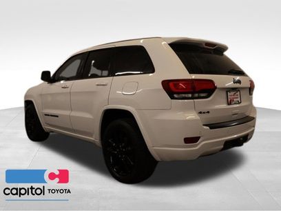 Used 2017 Jeep Grand Cherokee Altitude