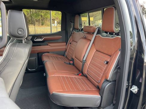 Used 2025 GMC Sierra 1500 Denali Ultimate image 23