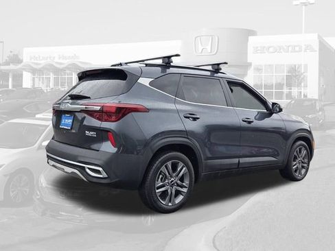 Used 2023 Kia Seltos S w/ Navigation Package FWD image 5