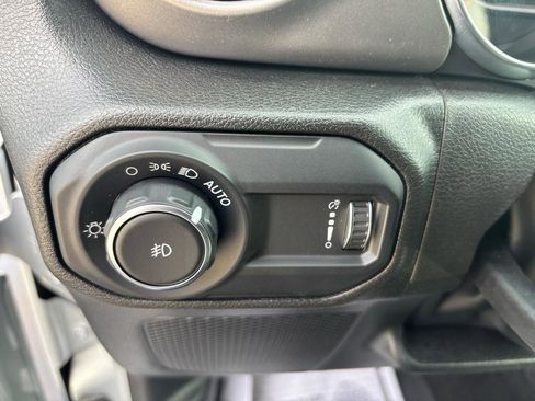 Used 2023 Jeep Wrangler Unlimited Sport AWD/4WD image 16