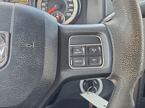 Used 2018 RAM 3500 Tradesman image 15