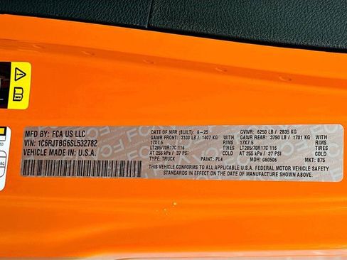 Used 2025 Jeep Gladiator Rubicon image 20