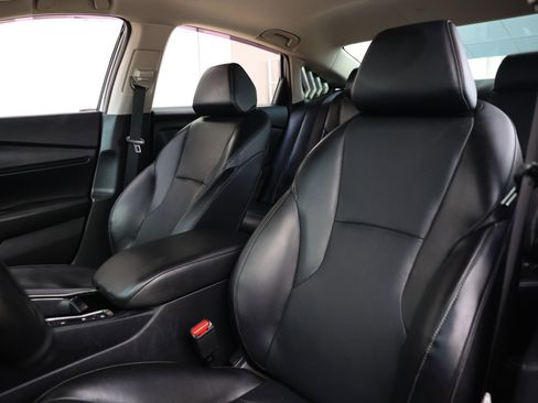 Used 2023 Honda Accord EX-L image 10