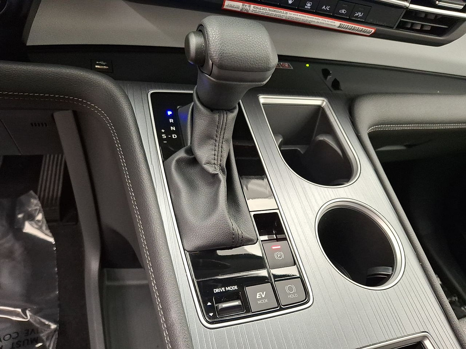 Certified 2026 Toyota Sienna LE AWD/4WD image 16