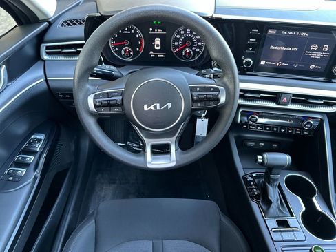 Used 2022 Kia K5 LX FWD image 13