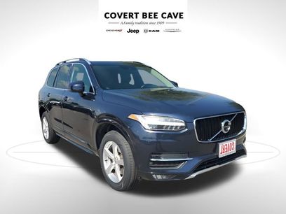 Used 2017 Volvo XC90 T5 Momentum w/ Vision Package