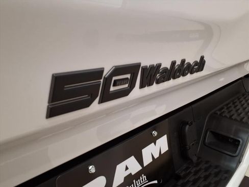 New 2025 RAM 1500 Big Horn AWD/4WD image 12