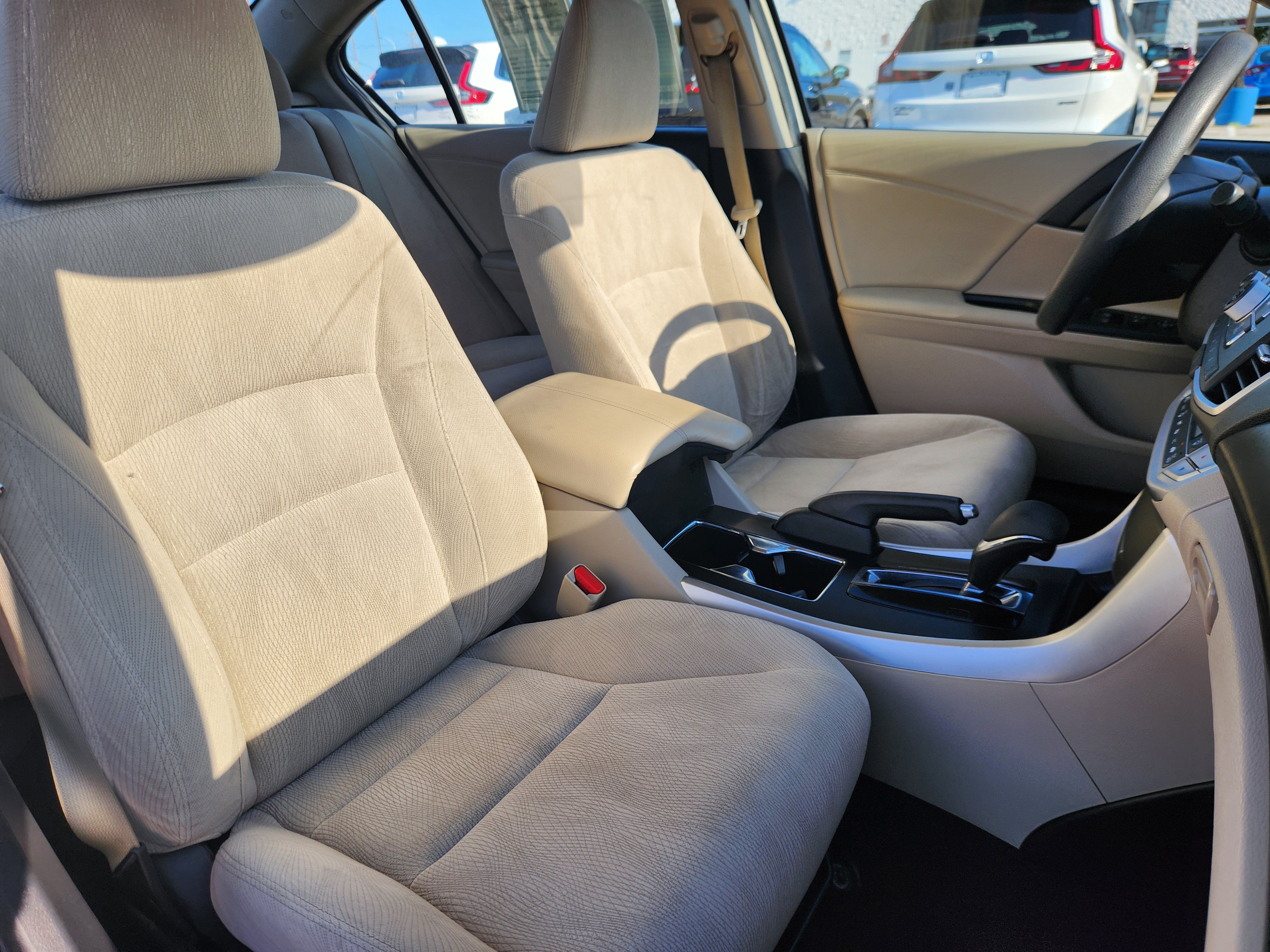 Used 2015 Honda Accord EX image 14