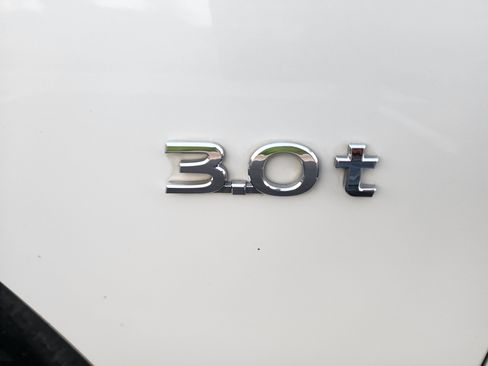 Used 2019 INFINITI Q50 Luxe w/ Essential Package (3.0T Luxe) image 10