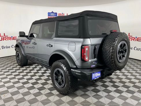 Used 2022 Ford Bronco Badlands image 5