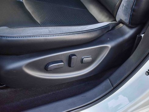 Used 2020 Nissan Leaf SL Plus w/ Protection Package image 21