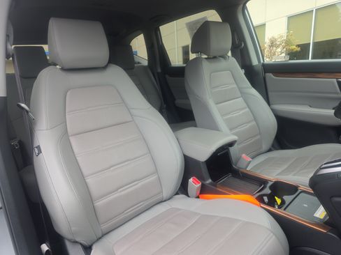 Used 2022 Honda CR-V Touring image 13