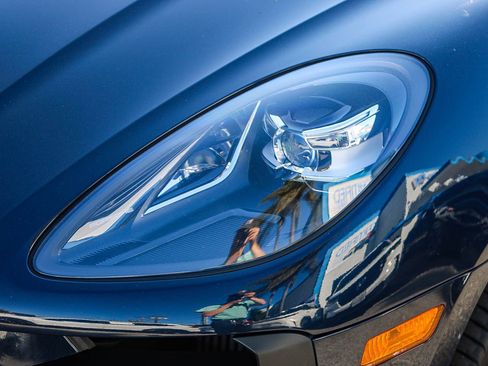 Used 2020 Porsche Macan S image 5