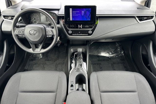 Used 2025 Toyota Corolla LE FWD image 15