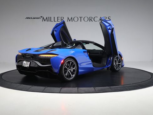 New 2025 McLaren Artura Spider image 30