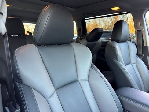 Used 2022 Subaru Ascent Onyx Edition image 29