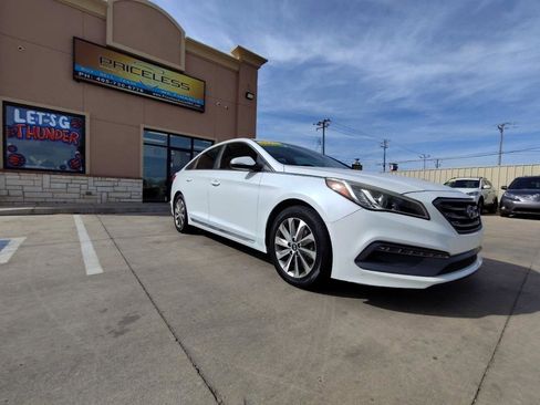 Used 2017 Hyundai Sonata Sport image 2
