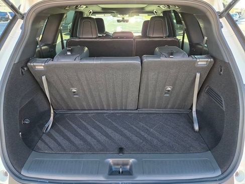 Certified 2025 INFINITI QX60 Luxe w/ Black Edition AWD/4WD image 19