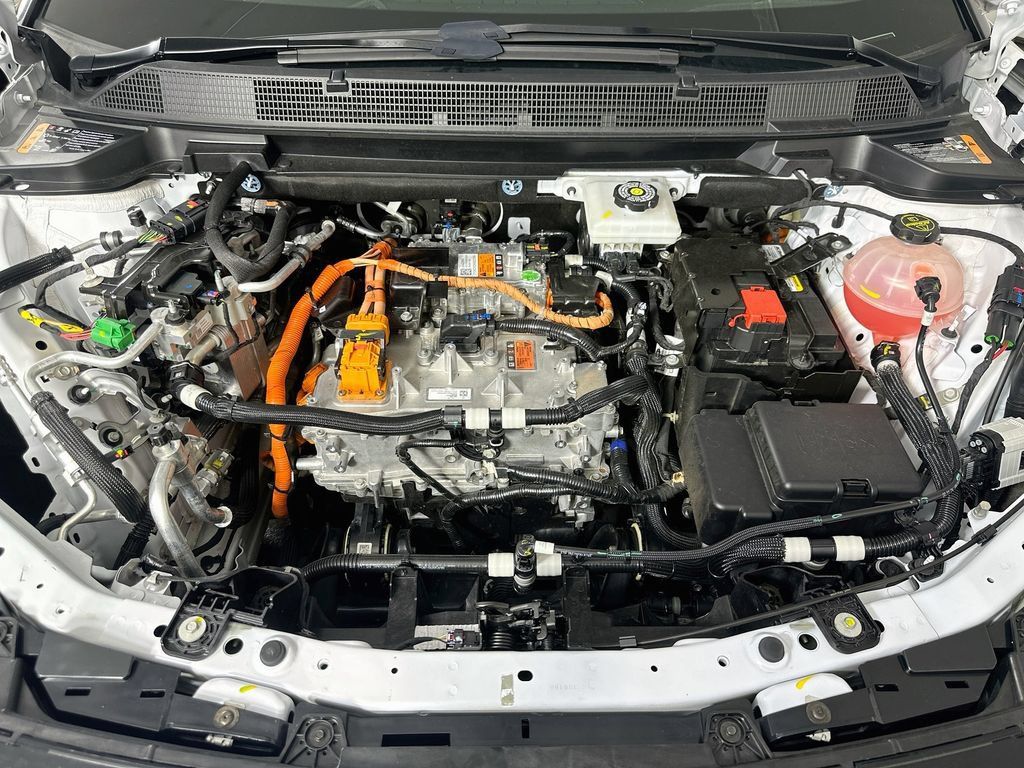 Used 2025 Chevrolet Equinox EV RS FWD image 10