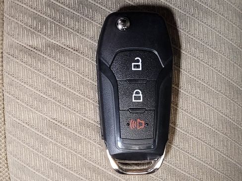 Used 2017 Ford Explorer FWD image 32